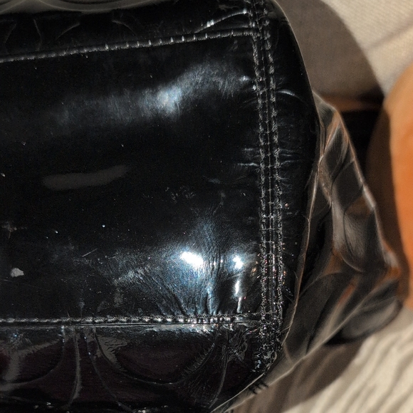 Coach Black Patent Leather Shoulder Bag with Tan Straps - Picture 15 of 16
